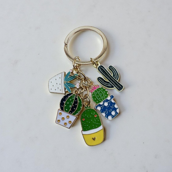 Cute Cactus Theme Keychain - Picture 2 of 3